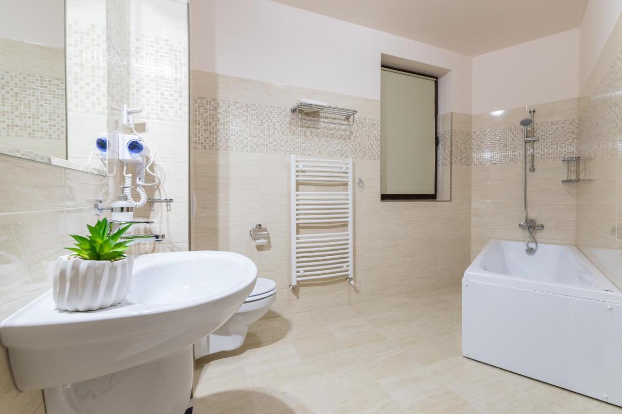 Pensiunea Select Central Târgu-Mureş 외부 사진